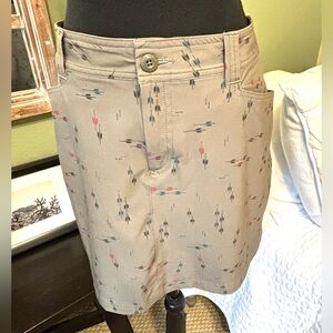 Eddie Bauer 10 Large skirt skort hiking fishing golf quick dry olive army green